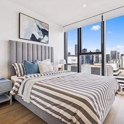 west_tower_bedroom_1_bed.jpg